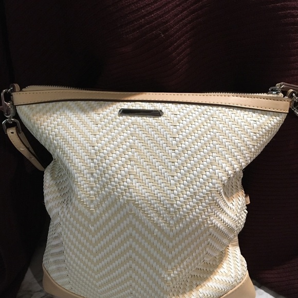 Stylish Cream and Tan Women's Bag - Picture 7 of 11